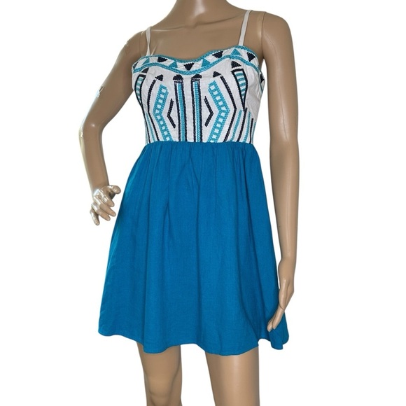 Staring at Stars blue embroidered summer mini dress 2 - Picture 1 of 6
